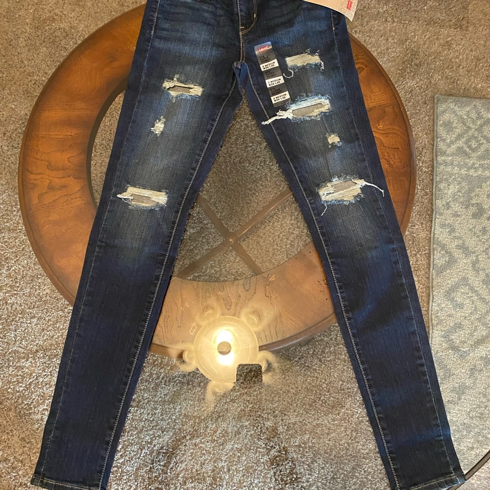 Levi’s 710 super skinny jeans, 2 medium
